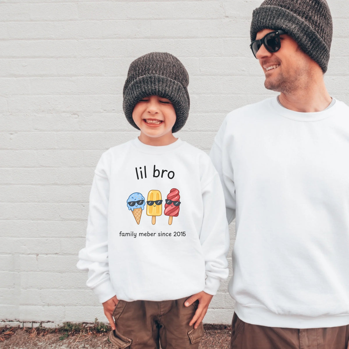 mamagibt Kinder Sweatshirt lil bro Kinder Sweatshirt lil bro Arctic White personalisiert