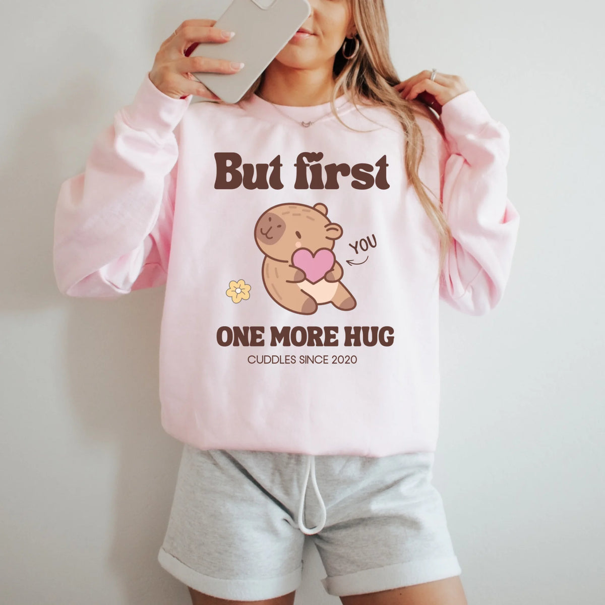 light_blue_sweatshirt_model
