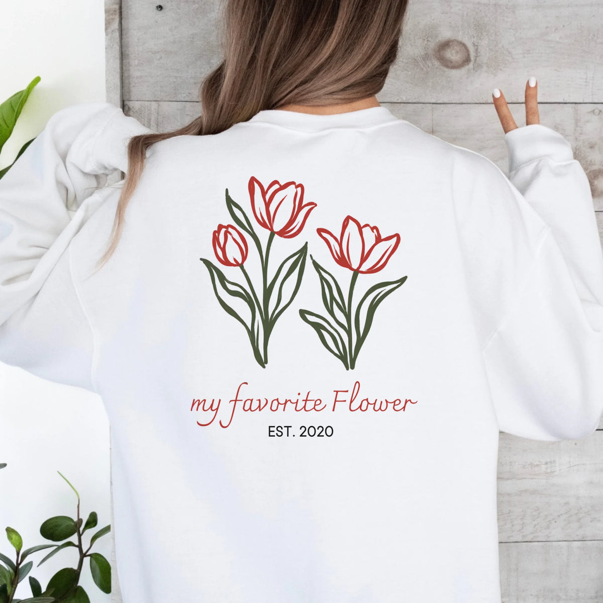 white sweatshirt back model