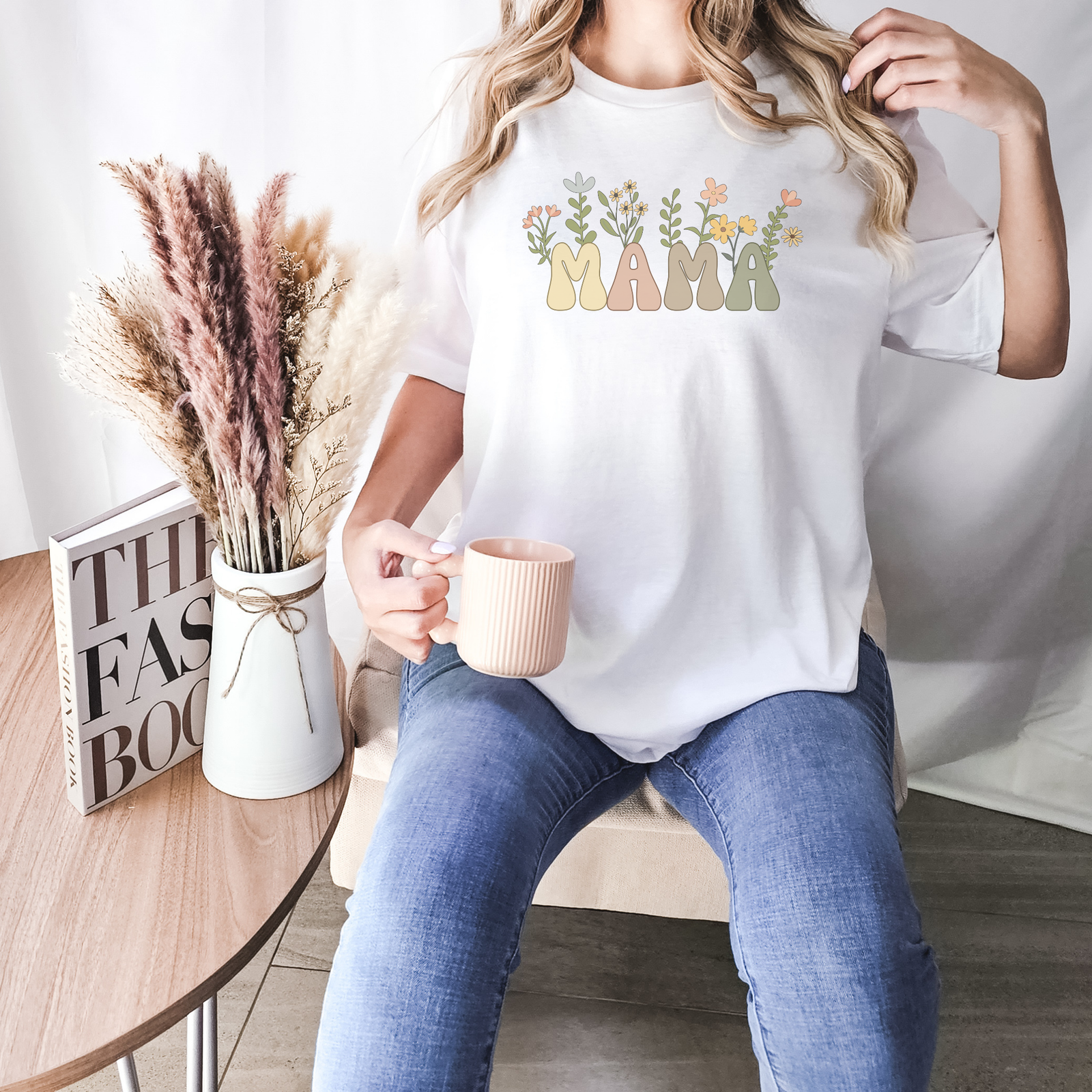 Mama T-Shirt mit Blumen - mamagibt -  - #tag1# - #tag2#
