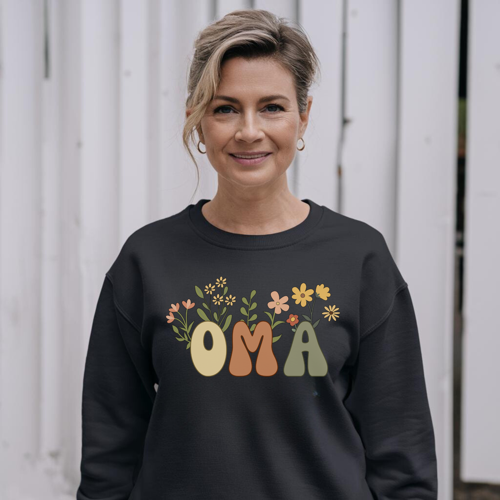 Oma Sweatshirt mit Blumen - mamagibt1
