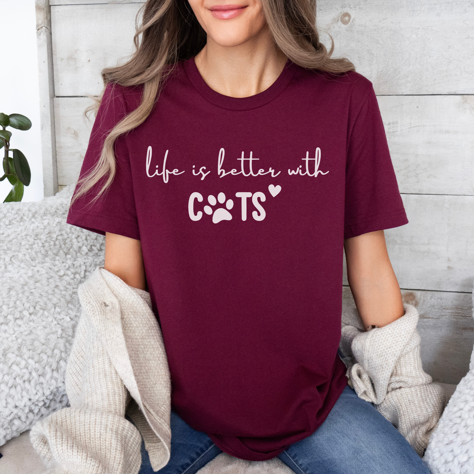 T-Shirt Haustier ife is better with cats - mamagibt -  - #tag1# - #tag2#