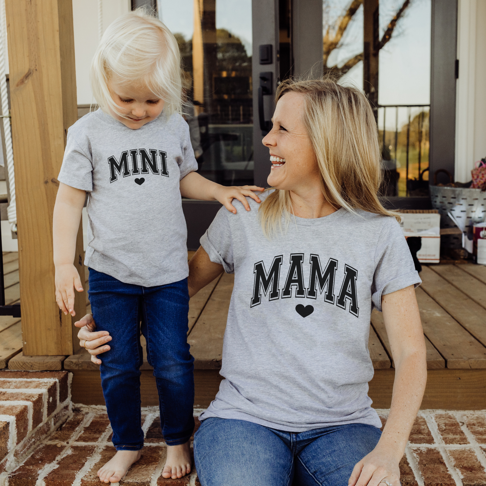 T-Shirt Mama und Mini - mamagibt -  - #tag1# - #tag2#